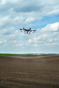 agricultural drone for precise application of fertilizers and pesticides