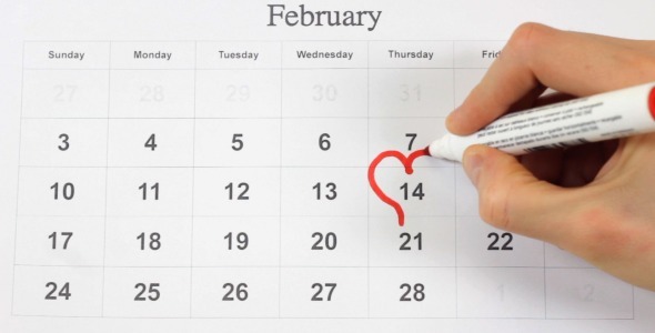 Drawing Valentines Heart on Calendar