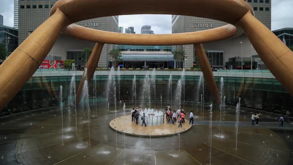 Time-lapse of unidentified tourist visited the Fountain of Wealth