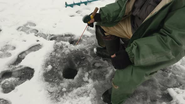 Winter fishing