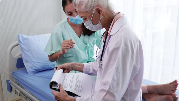 Senior Female doctor explaining the woman patient's results from sick symptoms