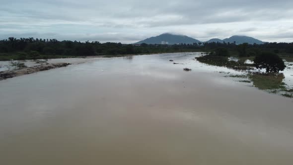 Flood happen at river Sungai Junjung