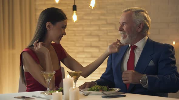 Tricky Lady Flirting With Old Oligarch to Get Golden Card, Dating for Money