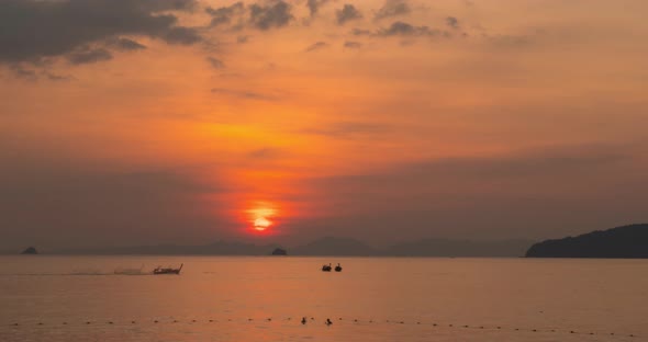 Timelapse of Light Rays Over the Sea or Ocean at Sunset