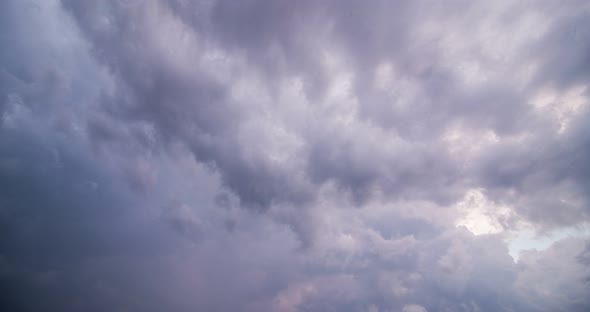  Cloud Storm