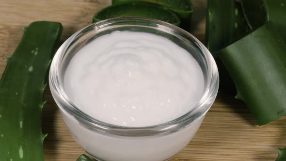 Aloe Vera Creme Rotational Display