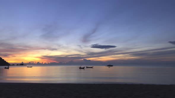 Time Lapse A Dancing Boats At Sunrise