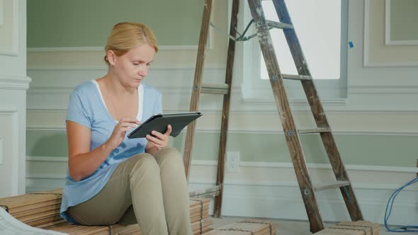 A Woman Orders Building Materials Online To Repair Her House