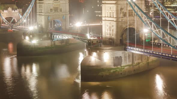 Time Lapse of the Tower Bridge in London