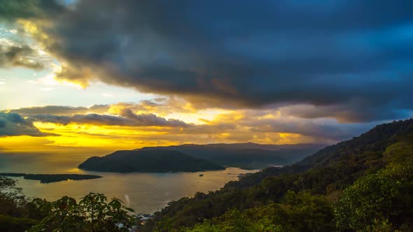 Sunset Time Lapse In Costa Rica Mountains