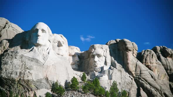 Amazing Panoramic View of Mount Rushmore in Summer Season