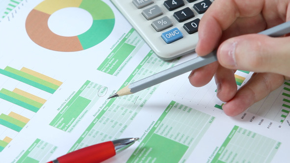 Analyzing Green Financial Report