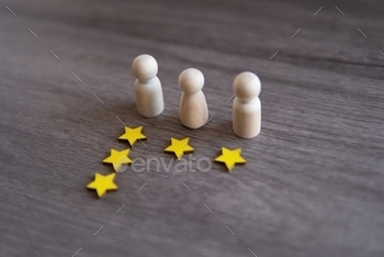 Wooden dolls and stars.
