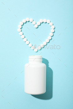 The drug in the form of tablets for the heart.