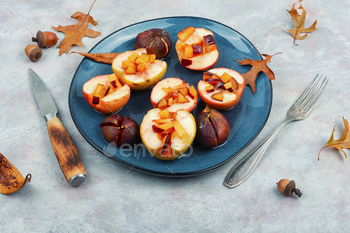 Baked apples and figs