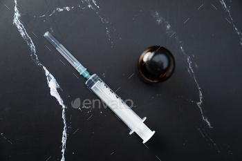 Medical syringe with medicine bottle