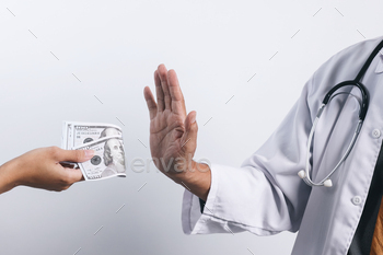 Doctor Refuse Bribe Money. Anti Corruption.