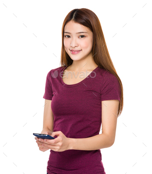 Woman use of the mobile phone