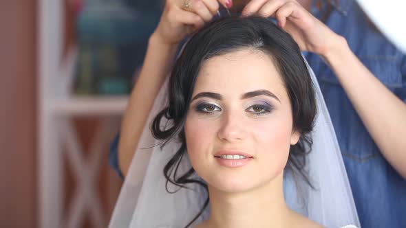 bride in wedding makeup, Closeup video