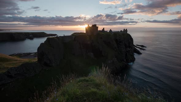 Timelapse of Dunnottar Castle at sunrise