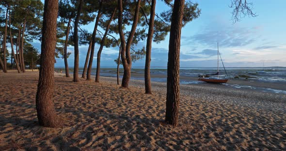 Ares, Gironde, Nouvelle Aquitaine, France. The Saint Brice beach in the  Arcachon bassin