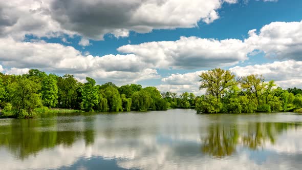 Green Urban Park.