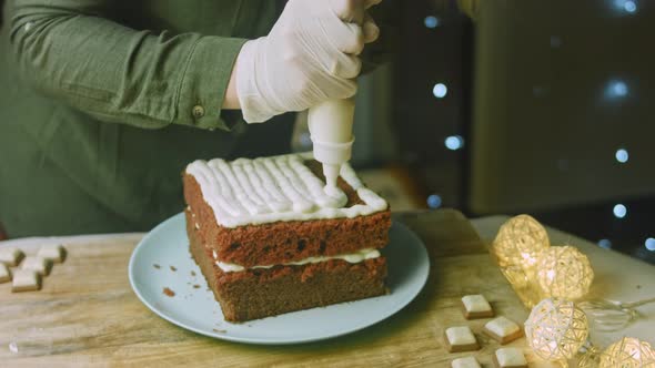 I Put the Cake Cream on the Baking Sheet