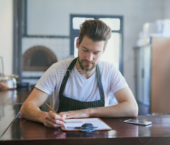 Keeping track of orders and stock