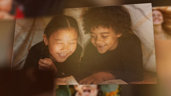 Family Album Slideshow alt