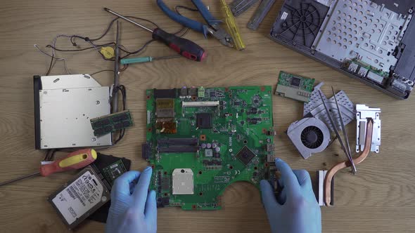 Build Your Computer's Motherboard
