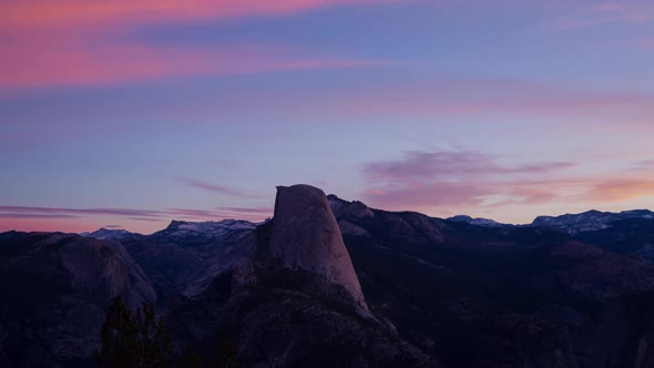 Time Lapse of the amazing Half Dome in Yosemite National Park