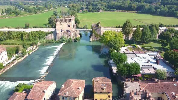 Borghetto sul Mincio, medieval village