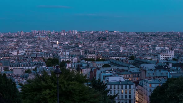 Dusk to night timelapse of Paris