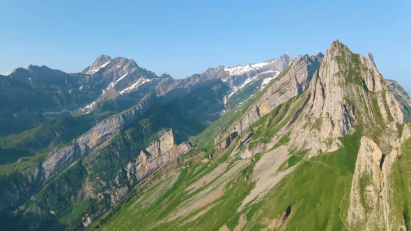 Schaefler Altenalptuerme Mountain Ridge Swiss Alpstein Appenzell Innerrhoden Switzerlandsteep Ridge