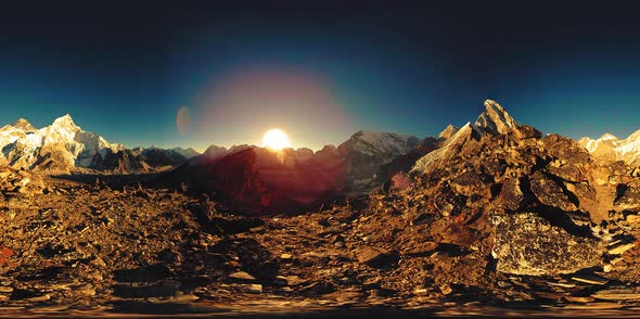 UHD  360 VR of Mount Everest Golden Sunset Time Lapse