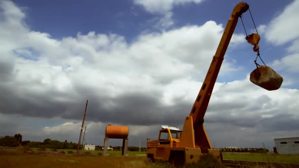 Psychedelic crane timelapse 02