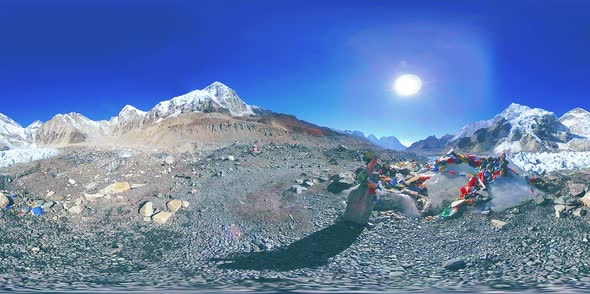 360 Vr of the Everest Base Camp at Khumbu Glacier