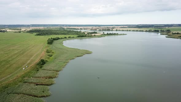 Yanovichskoe Lake And The Vymnyanka River 04