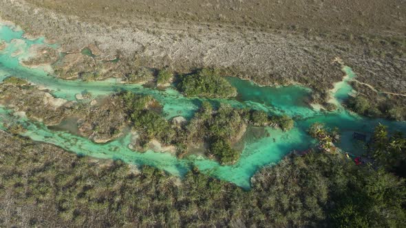 Los Rapidos Lagoon in Bacalar Mexico