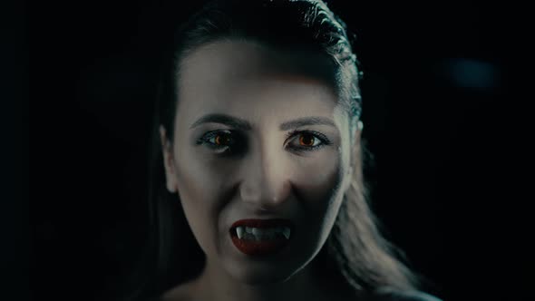 Vampire Woman in the Dark