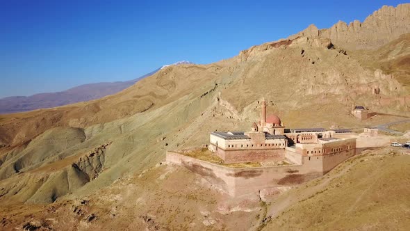 Agri Dagi, Dogubeyazit, Ishak Pasha Palace, Mount Ararat Steppes, Turkey