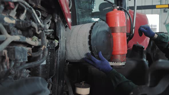 Replacement of the Air Filter of a Large Industrial Tractor