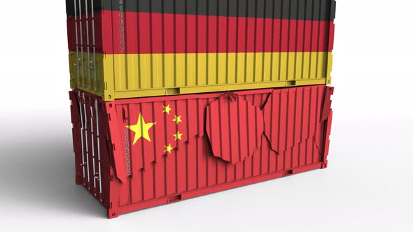 Container with Flag of Germany Breaks Container with Flag of China