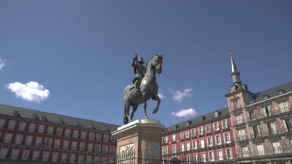 Low angle of King Philip III statue