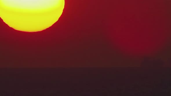 Timelapse Sunset Closeup Sun with Spot