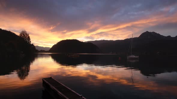 Sunrise Wolfgangsee lake, St. Wolfgang im Salzkammergut, Austria