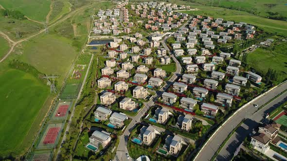 Houses In City District