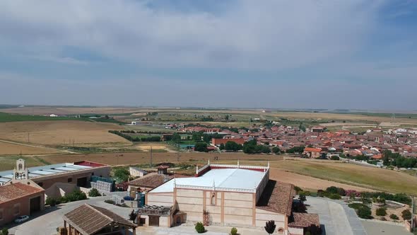 Bodega Gótica is a family business that has been producing grapes for several generations in the mun