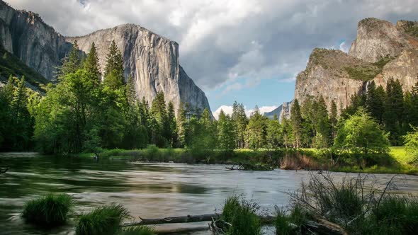 Yosemite National Park Time Lapse