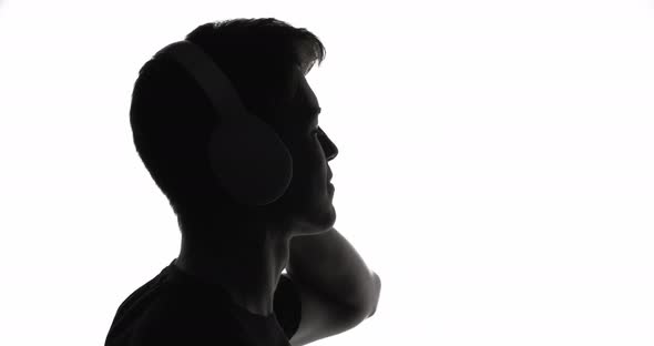 Male Silhouette Music Entertainment Dj Headphones